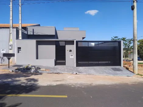 Alugar Casa / Padr&atilde;o em S&atilde;o Jos&eacute; do Rio Preto. apenas R$ 380.000,00