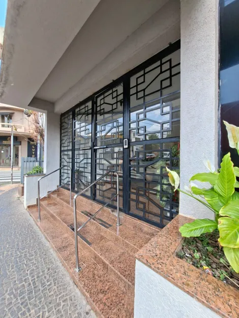 Alugar Apartamento / Padr&atilde;o em S&atilde;o Jos&eacute; do Rio Preto. apenas R$ 400.000,00
