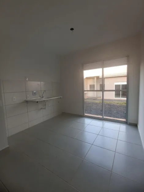 Alugar Casa / Condom&iacute;nio em Bady Bassitt. apenas R$ 295.000,00