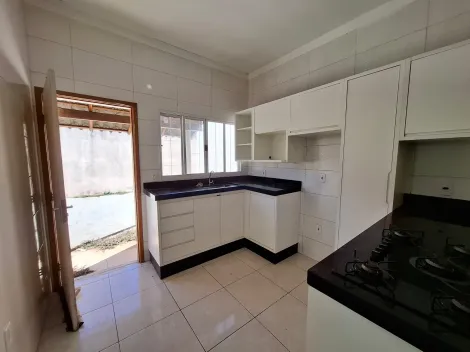 Alugar Casa / Padr&atilde;o em S&atilde;o Jos&eacute; do Rio Preto R$ 1.350,00 - Foto 3
