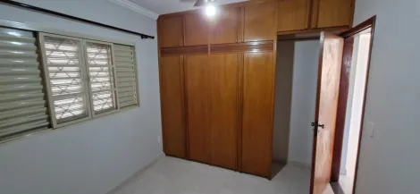 Alugar Apartamento / Padr&atilde;o em S&atilde;o Jos&eacute; do Rio Preto R$ 1.200,00 - Foto 9