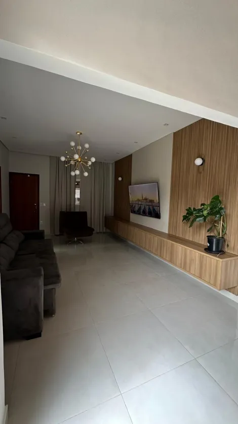 Alugar Casa / Padr&atilde;o em S&atilde;o Jos&eacute; do Rio Preto R$ 2.500,00 - Foto 2