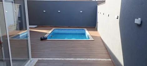 Casa / Condom&iacute;nio em S&atilde;o Jos&eacute; do Rio Preto 