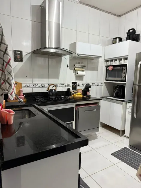 Comprar Casa / Padr&atilde;o em S&atilde;o Jos&eacute; do Rio Preto R$ 380.000,00 - Foto 5