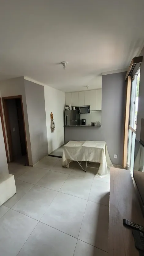 Alugar Apartamento / Padr&atilde;o em S&atilde;o Jos&eacute; do Rio Preto R$ 1.100,00 - Foto 3