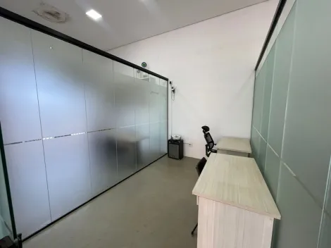 Alugar Comercial / Casa Comercial em Mirassol R$ 14.400,00 - Foto 12