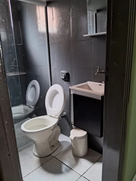 Alugar Casa / Padr&atilde;o em Guapia&ccedil;u R$ 1.100,00 - Foto 10