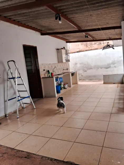 Alugar Casa / Padr&atilde;o em Guapia&ccedil;u R$ 1.100,00 - Foto 14