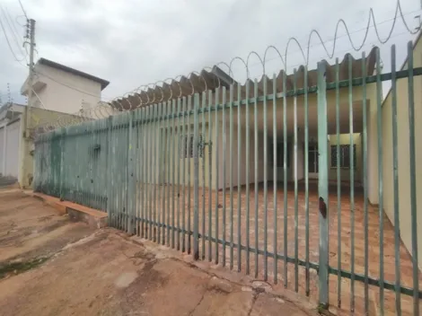 Alugar Casa / Padr&atilde;o em S&atilde;o Jos&eacute; do Rio Preto. apenas R$ 3.500,00