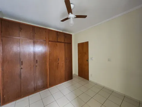 Alugar Apartamento / Padr&atilde;o em S&atilde;o Jos&eacute; do Rio Preto R$ 900,00 - Foto 6