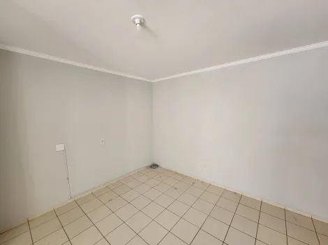Alugar Apartamento / Padr&atilde;o em S&atilde;o Jos&eacute; do Rio Preto. apenas R$ 900,00