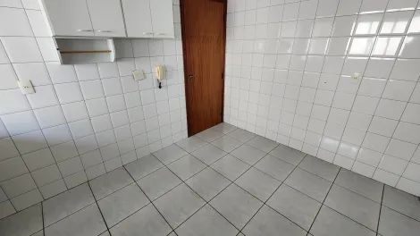 Alugar Apartamento / Padr&atilde;o em S&atilde;o Jos&eacute; do Rio Preto R$ 1.400,00 - Foto 4