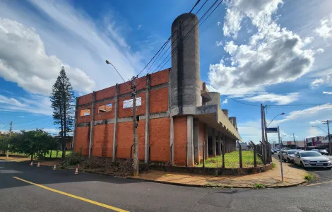Comprar Comercial / Sal&atilde;o em S&atilde;o Jos&eacute; do Rio Preto R$ 10.500.000,00 - Foto 3