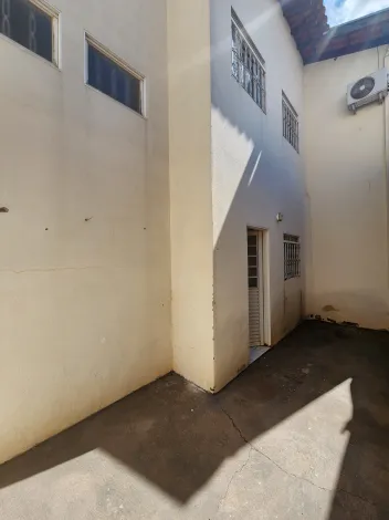 Alugar Apartamento / Padr&atilde;o em S&atilde;o Jos&eacute; do Rio Preto R$ 1.100,00 - Foto 13