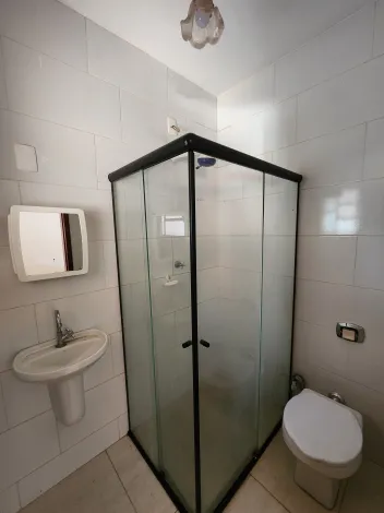 Alugar Casa / Padr&atilde;o em S&atilde;o Jos&eacute; do Rio Preto R$ 2.000,00 - Foto 14