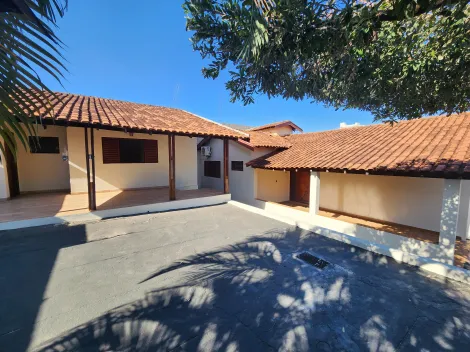 Alugar Casa / Padr&atilde;o em S&atilde;o Jos&eacute; do Rio Preto R$ 2.000,00 - Foto 16