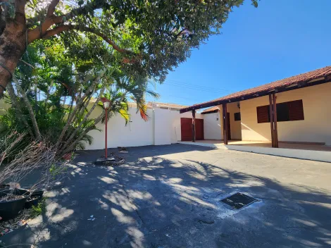 Alugar Casa / Padr&atilde;o em S&atilde;o Jos&eacute; do Rio Preto R$ 2.000,00 - Foto 17