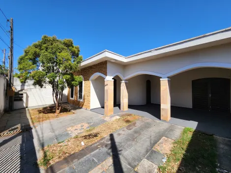 Alugar Casa / Padr&atilde;o em S&atilde;o Jos&eacute; do Rio Preto. apenas R$ 2.100,00