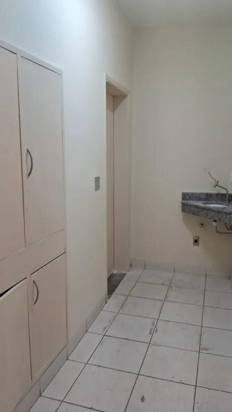 Alugar Comercial / Casa Comercial em S&atilde;o Jos&eacute; do Rio Preto R$ 3.800,00 - Foto 8