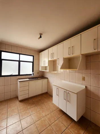 Alugar Apartamento / Padr&atilde;o em S&atilde;o Jos&eacute; do Rio Preto R$ 1.600,00 - Foto 4