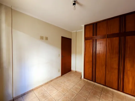 Alugar Apartamento / Padr&atilde;o em S&atilde;o Jos&eacute; do Rio Preto R$ 1.600,00 - Foto 9