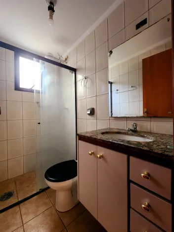 Alugar Apartamento / Padr&atilde;o em S&atilde;o Jos&eacute; do Rio Preto R$ 1.600,00 - Foto 10