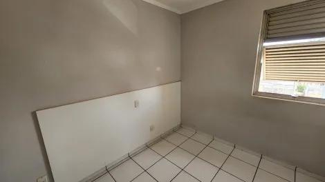 Alugar Apartamento / Padr&atilde;o em S&atilde;o Jos&eacute; do Rio Preto R$ 750,00 - Foto 3