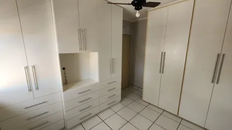Alugar Apartamento / Padr&atilde;o em S&atilde;o Jos&eacute; do Rio Preto R$ 750,00 - Foto 4