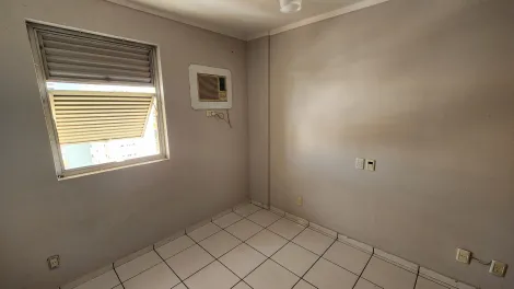Alugar Apartamento / Padr&atilde;o em S&atilde;o Jos&eacute; do Rio Preto R$ 750,00 - Foto 6