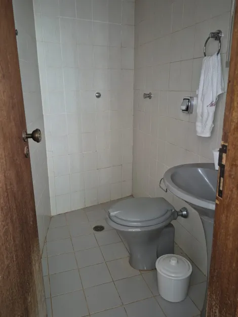 Alugar Casa / Padr&atilde;o em S&atilde;o Jos&eacute; do Rio Preto R$ 2.800,00 - Foto 28