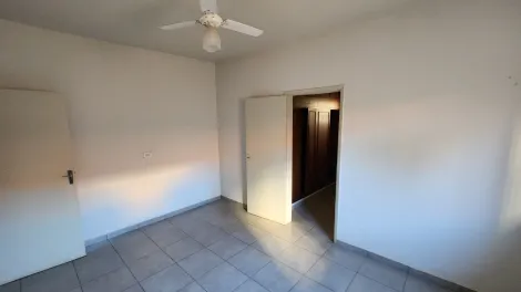 Alugar Casa / Padr&atilde;o em S&atilde;o Jos&eacute; do Rio Preto R$ 2.150,00 - Foto 11