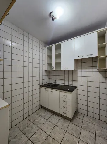 Alugar Casa / Condom&iacute;nio em S&atilde;o Jos&eacute; do Rio Preto R$ 1.170,00 - Foto 3