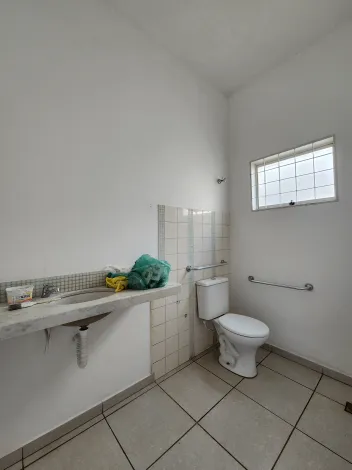 Alugar Comercial / Sala em S&atilde;o Jos&eacute; do Rio Preto R$ 1.250,00 - Foto 3