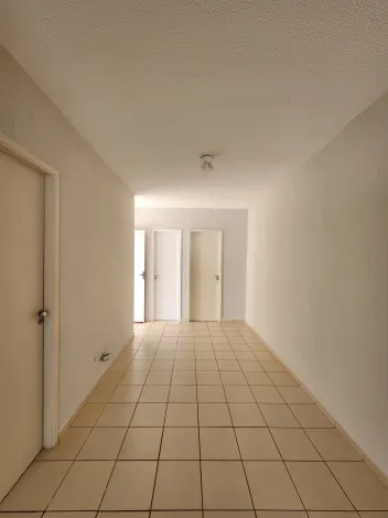 Alugar Casa / Condom&iacute;nio em S&atilde;o Jos&eacute; do Rio Preto R$ 1.000,00 - Foto 2