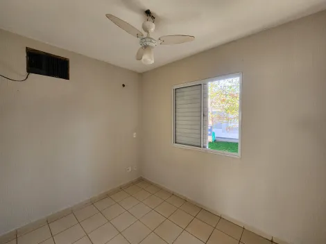 Alugar Casa / Condom&iacute;nio em S&atilde;o Jos&eacute; do Rio Preto R$ 1.000,00 - Foto 9