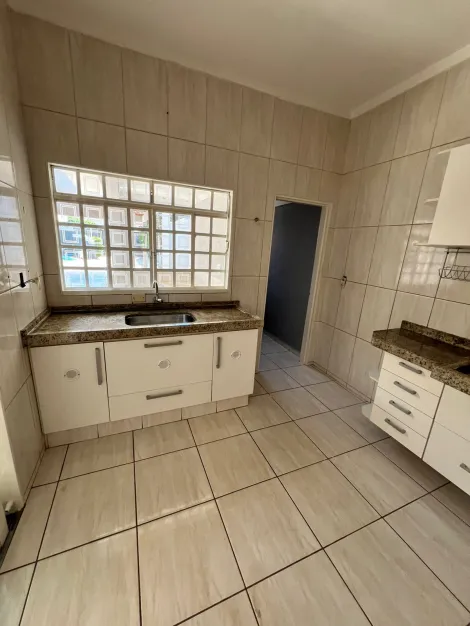 Alugar Casa / Padr&atilde;o em S&atilde;o Jos&eacute; do Rio Preto R$ 2.000,00 - Foto 2