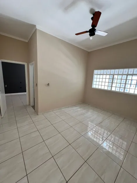 Alugar Casa / Padr&atilde;o em S&atilde;o Jos&eacute; do Rio Preto R$ 2.000,00 - Foto 5