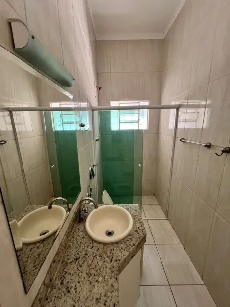 Alugar Casa / Padr&atilde;o em S&atilde;o Jos&eacute; do Rio Preto R$ 2.000,00 - Foto 6