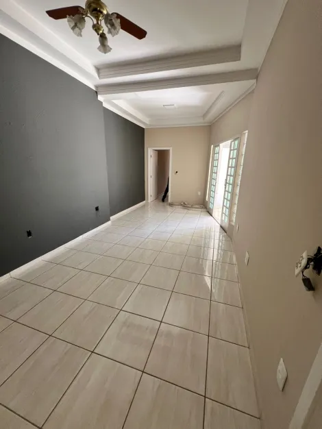 Alugar Casa / Padr&atilde;o em S&atilde;o Jos&eacute; do Rio Preto R$ 2.000,00 - Foto 7