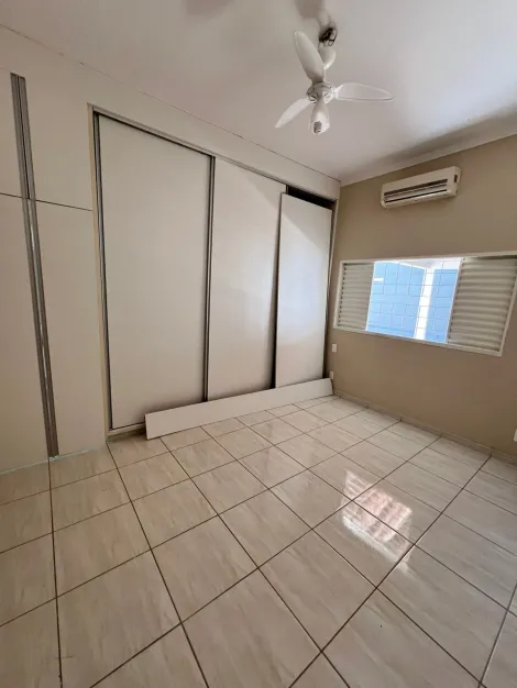 Alugar Casa / Padr&atilde;o em S&atilde;o Jos&eacute; do Rio Preto R$ 2.000,00 - Foto 11