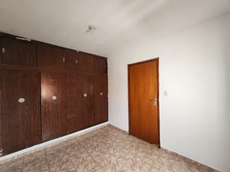 Alugar Casa / Padr&atilde;o em S&atilde;o Jos&eacute; do Rio Preto R$ 1.590,00 - Foto 12