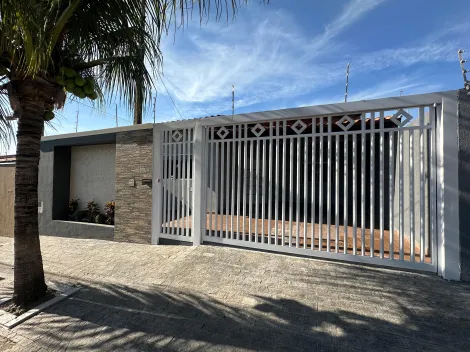 Alugar Casa / Padr&atilde;o em S&atilde;o Jos&eacute; do Rio Preto. apenas R$ 1.750,00