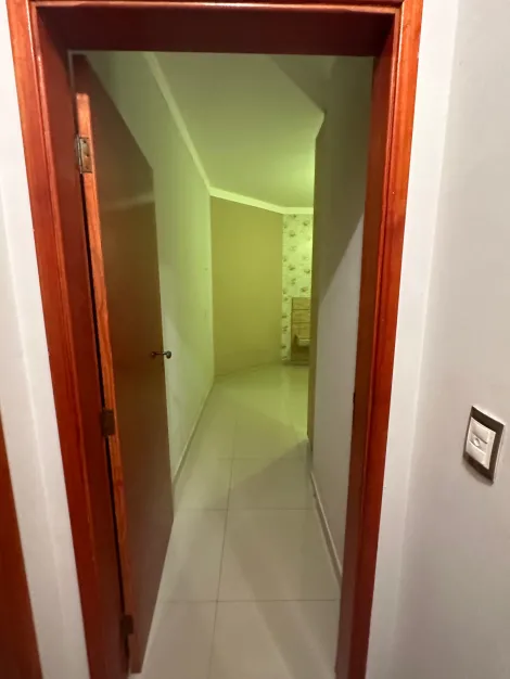 Alugar Casa / Padr&atilde;o em S&atilde;o Jos&eacute; do Rio Preto R$ 1.750,00 - Foto 11