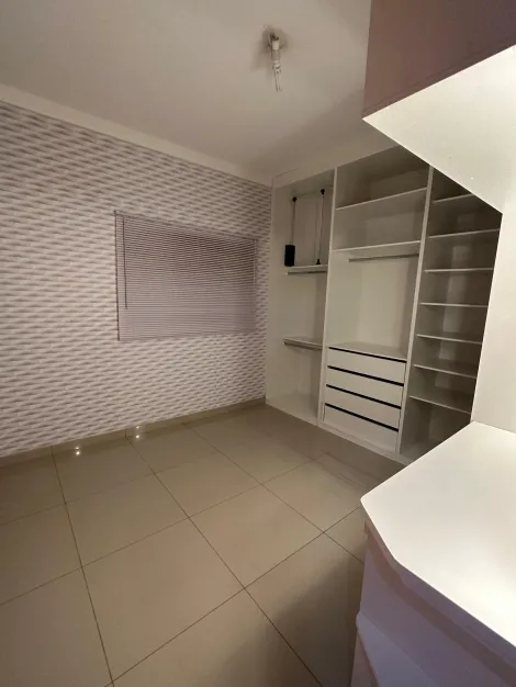 Alugar Casa / Padr&atilde;o em S&atilde;o Jos&eacute; do Rio Preto R$ 1.750,00 - Foto 14