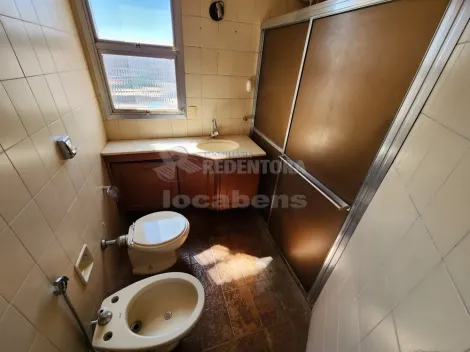 Alugar Apartamento / Padr&atilde;o em S&atilde;o Jos&eacute; do Rio Preto R$ 900,00 - Foto 7