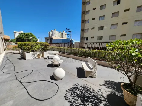 Alugar Apartamento / Padr&atilde;o em S&atilde;o Jos&eacute; do Rio Preto R$ 900,00 - Foto 11