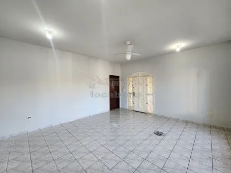 Alugar Casa / Padr&atilde;o em S&atilde;o Jos&eacute; do Rio Preto R$ 2.000,00 - Foto 4