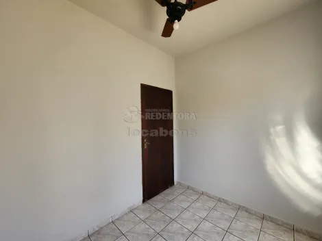 Alugar Casa / Padr&atilde;o em S&atilde;o Jos&eacute; do Rio Preto R$ 2.000,00 - Foto 7
