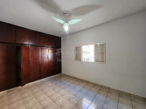 Alugar Casa / Padr&atilde;o em S&atilde;o Jos&eacute; do Rio Preto R$ 2.000,00 - Foto 16
