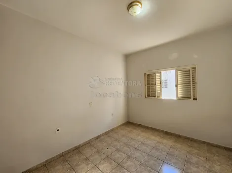 Alugar Casa / Padr&atilde;o em S&atilde;o Jos&eacute; do Rio Preto R$ 2.000,00 - Foto 18